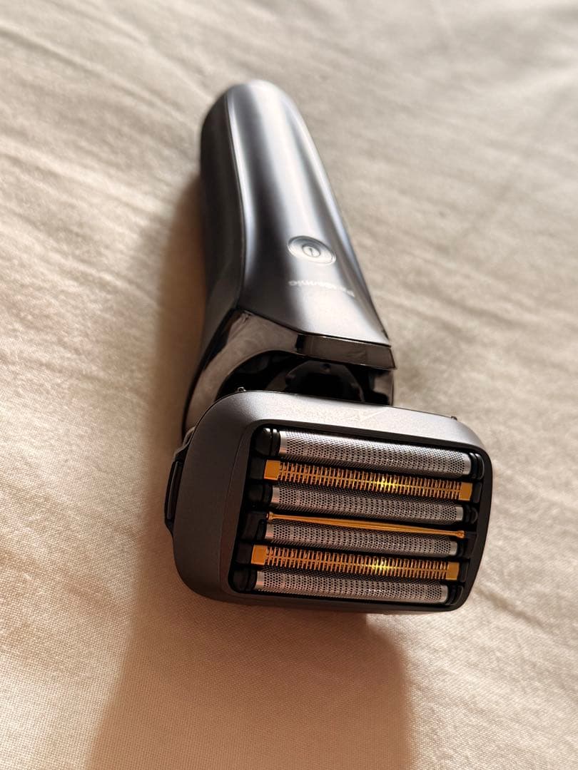 y*o様 Panasonic ES-LS5B ラムダッシュ6枚刃髭剃り(値下げ可