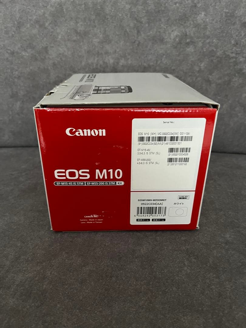 ［Canon］EOS M10 ダブルズームキット　ホワイト