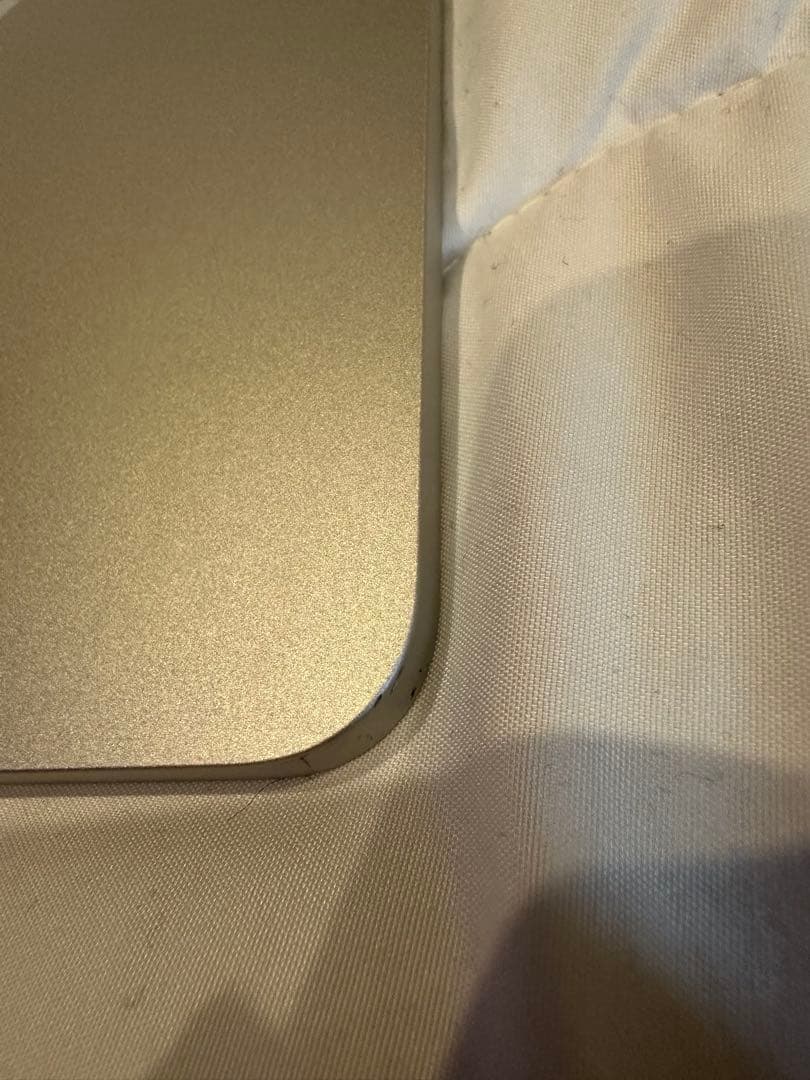 Apple iPad Pro 11インチ 第4世代　シルバー