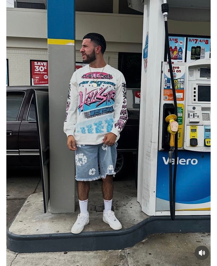 新品同様 HELLSTAR STUDIOS GRAFIC L/S TEE M