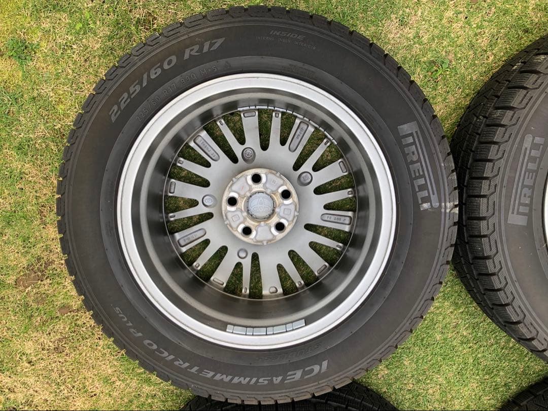 トヨタ　アルファード30系17インチ純正アルミ　スタッドレス225/60R17