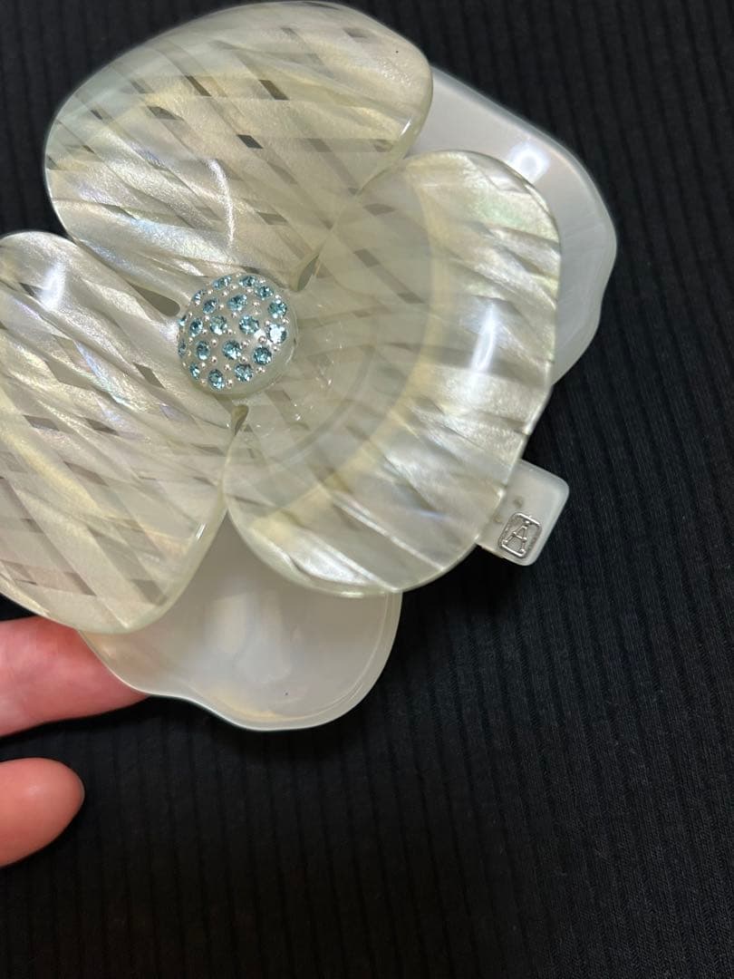 アレクサンドルドゥパリ Alexandre De Paris カメリア バレッタ