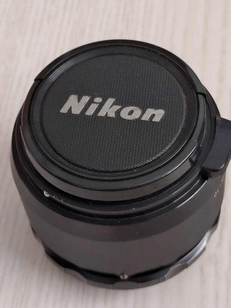 Nikon D5100 デジタル一眼レフカメラ 18-55mm VRレンズ付き