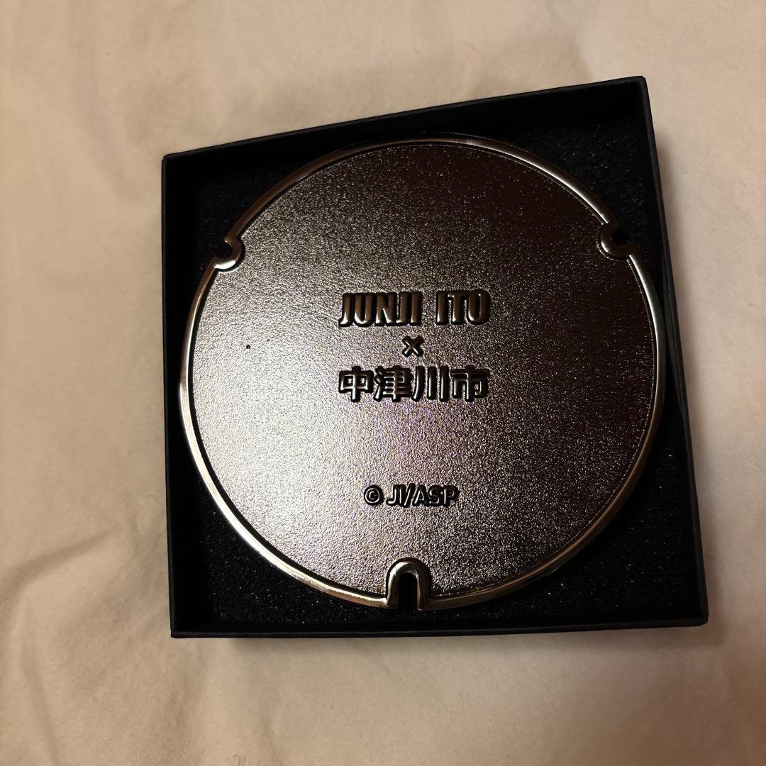 富江　ミニチュアマンホール　台座付き　伊藤潤二 中津川市