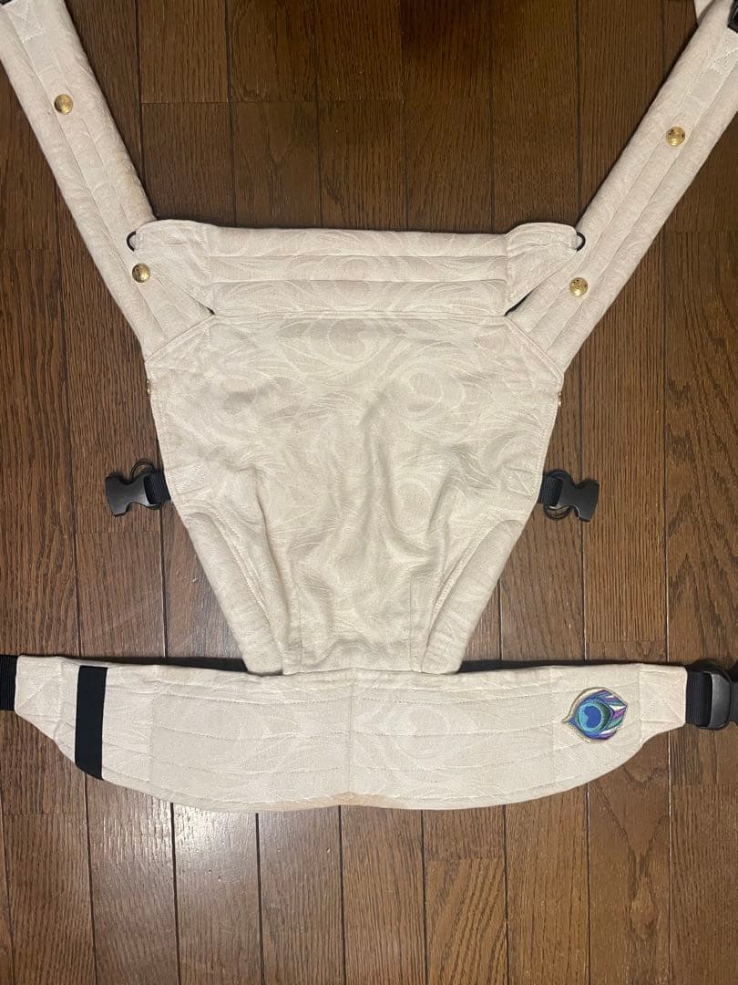 artipoppe アーティポッペ　抱っこ紐