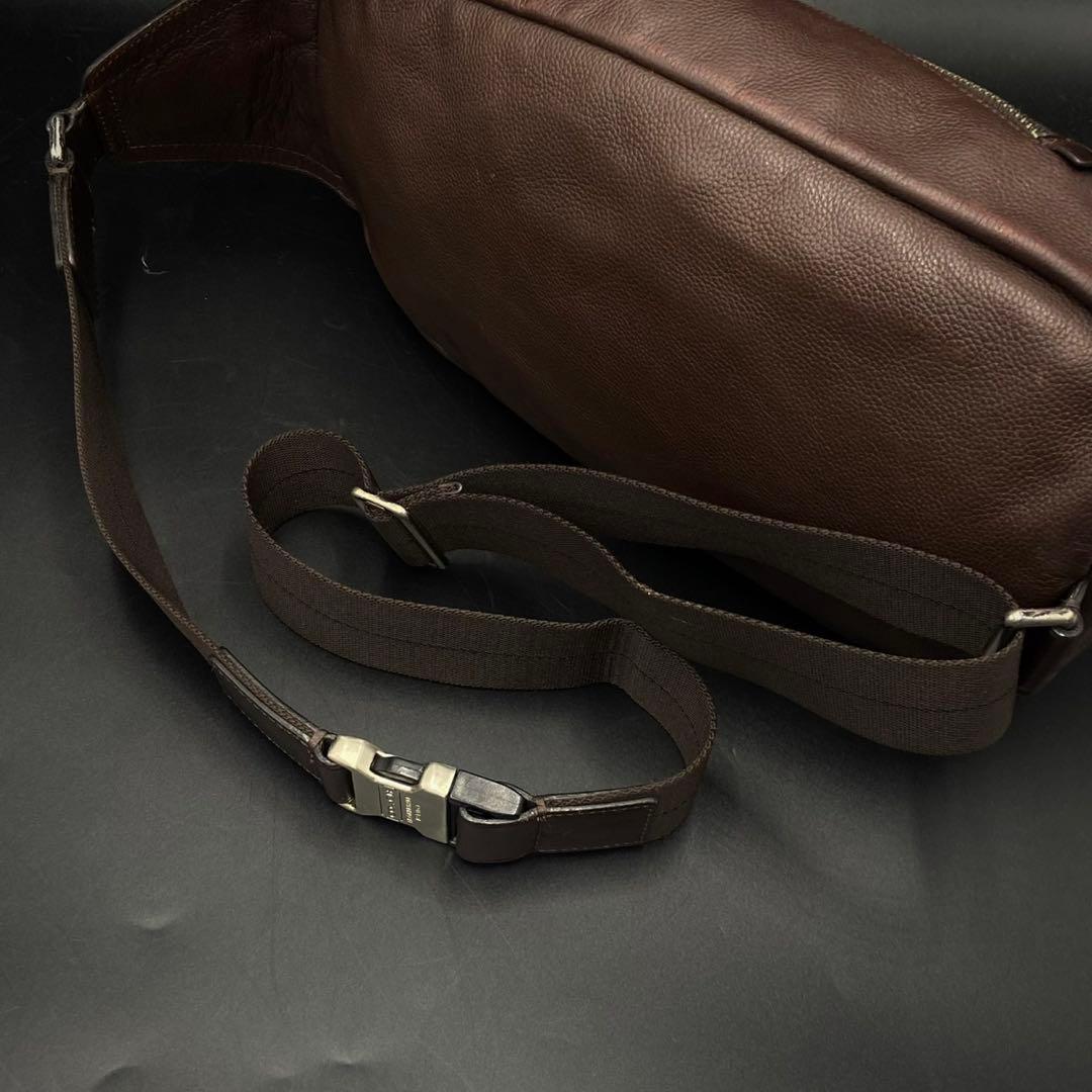 【美品】コーチ ボディバッグ ダークブラウン レザー 斜めがけ可能