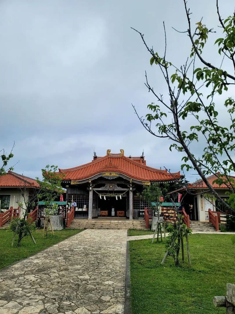 A本日価格★富を築き目標達成と成功特大金蛇勾玉オルゴナイト