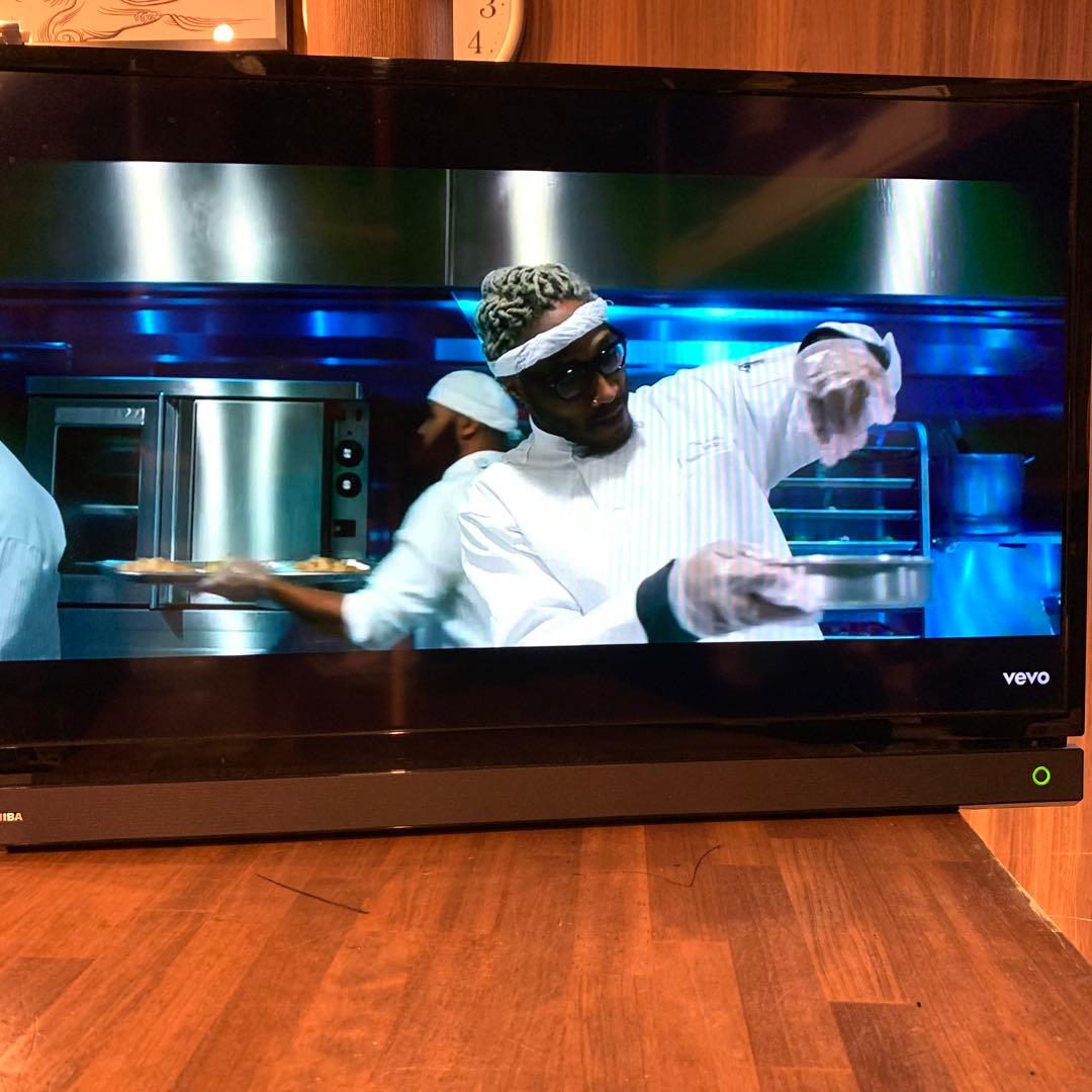 東芝　REGZA 2019年製　32V31