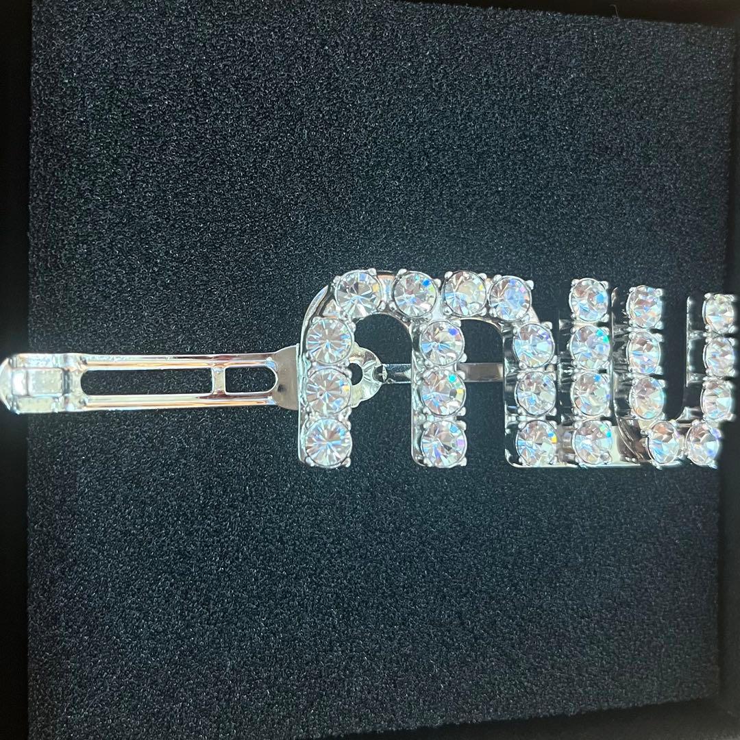 【正規品】MIU MIU クリスタルヘアピン miumiuロゴ