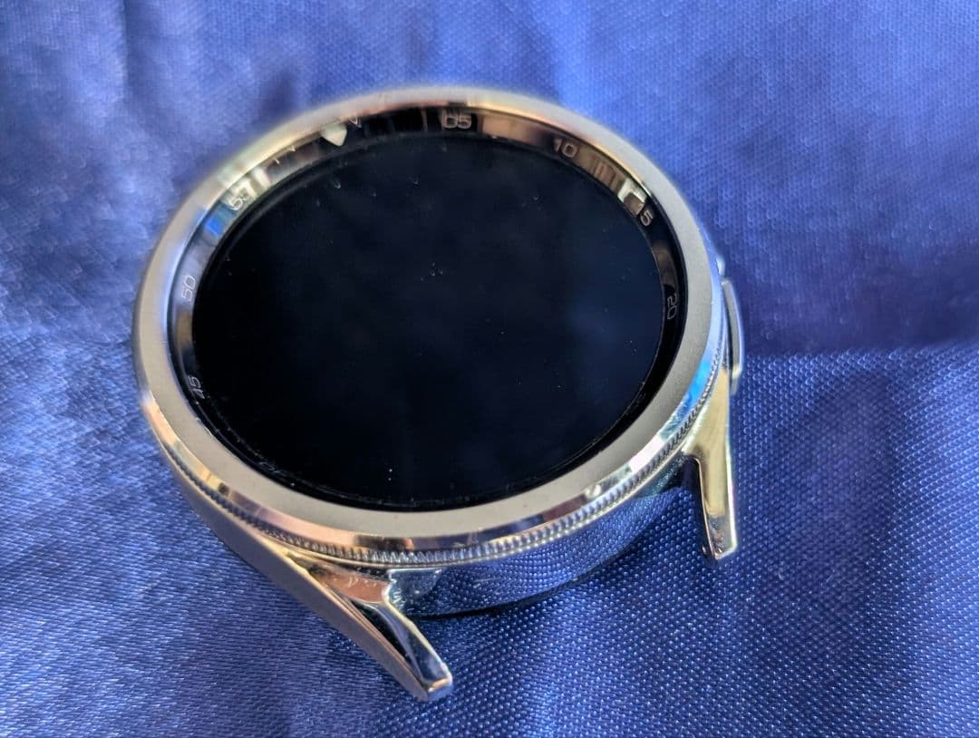 Samsung Galaxy Watch6 Classic 43mm シルバー