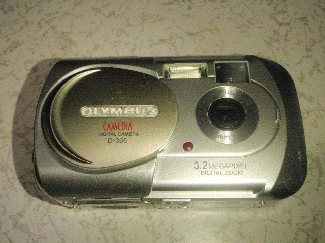 MRS-D395 デジタルカメラ CAMEDIA D-395