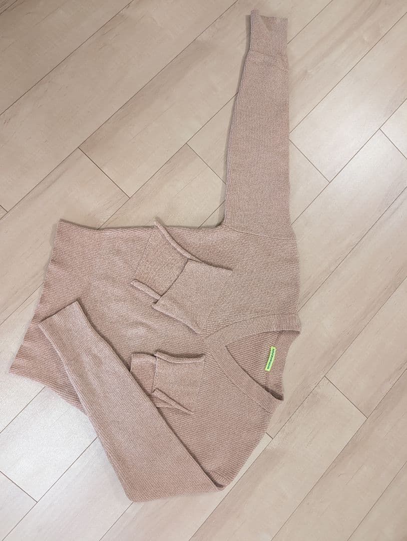 コトハヨコザワ TDブイネック ニット