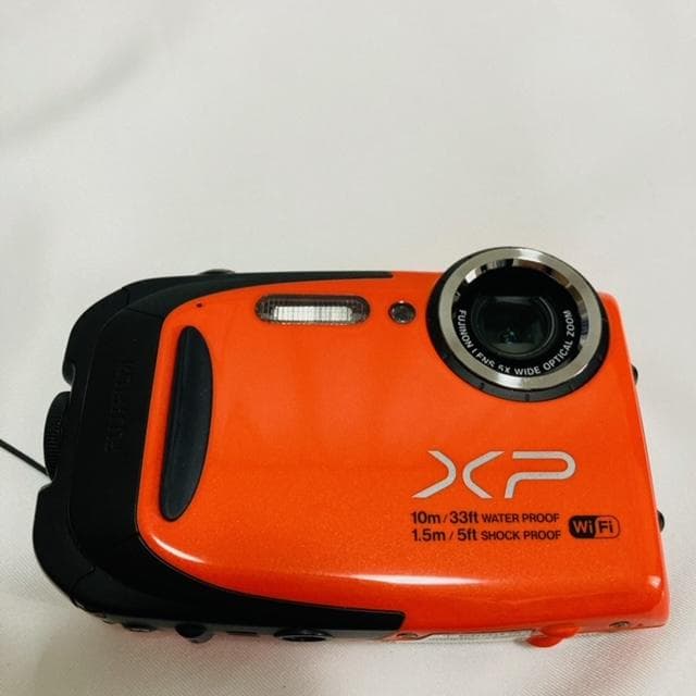 FUJIFILM FinePix XP70 防水 オレンジ デジカメ　おまけあり