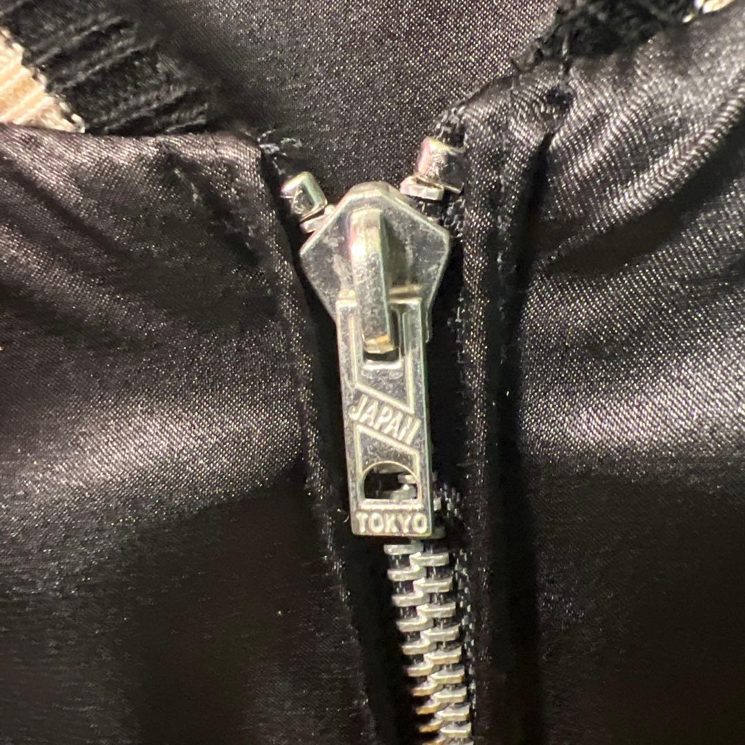 スナップオンスカジャンCIZ640J HOT RODスカルモチーフの豪華総刺繍！