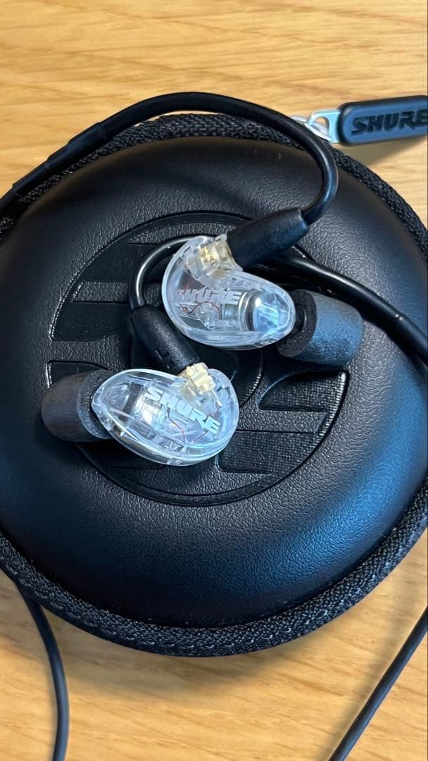 SHURE（シュア）AONIC 215