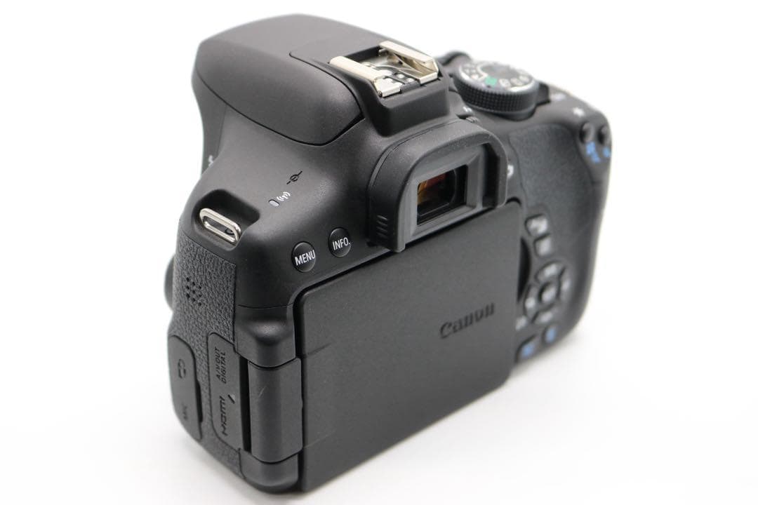 超美品 【Canon EOS Kiss X8i ダブルレンズ】 Wi-Fi搭載