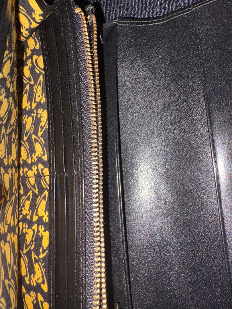 ヴィヴィアンウエストウッド　長財布　ブラック　レザー