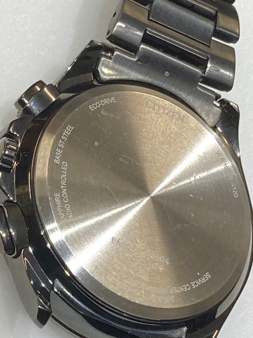 3-2301 CITIZEN ソーラー腕時計　E660-A18SR04