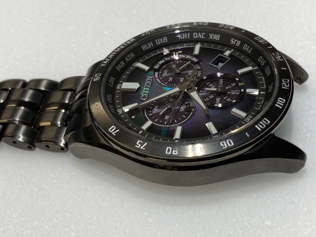 3-2301 CITIZEN ソーラー腕時計　E660-A18SR04