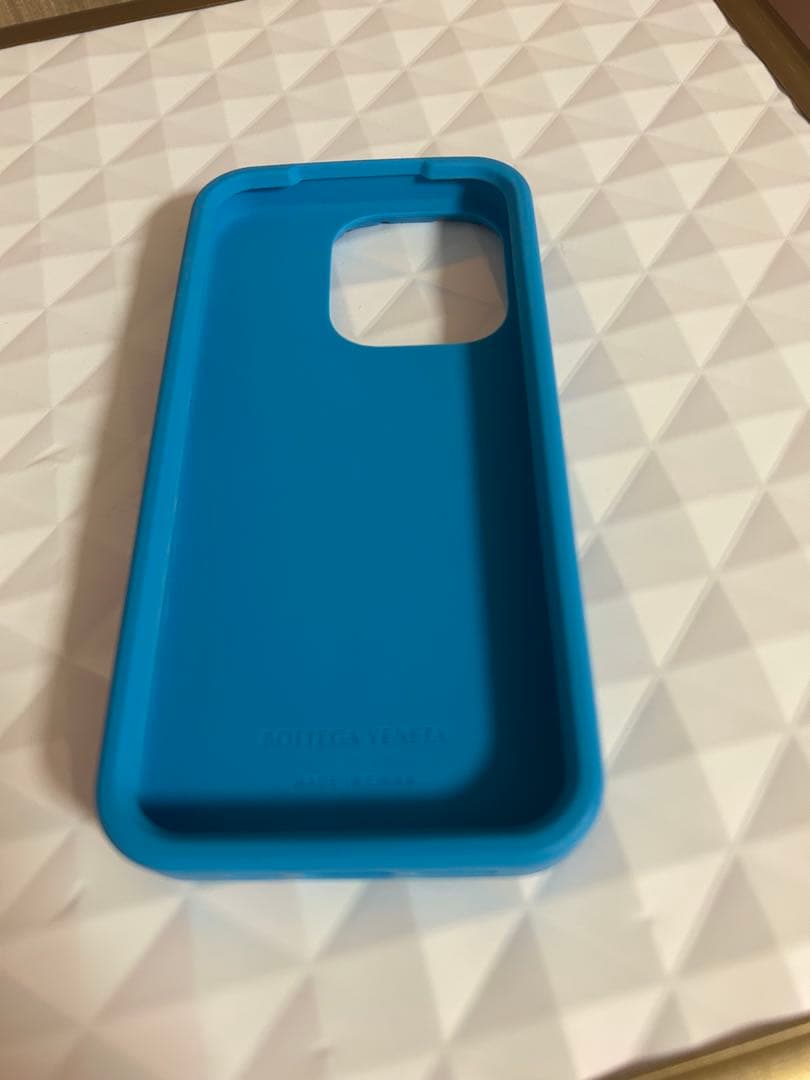 BOTTEGA VENETA 青 シリコンiPhoneケース