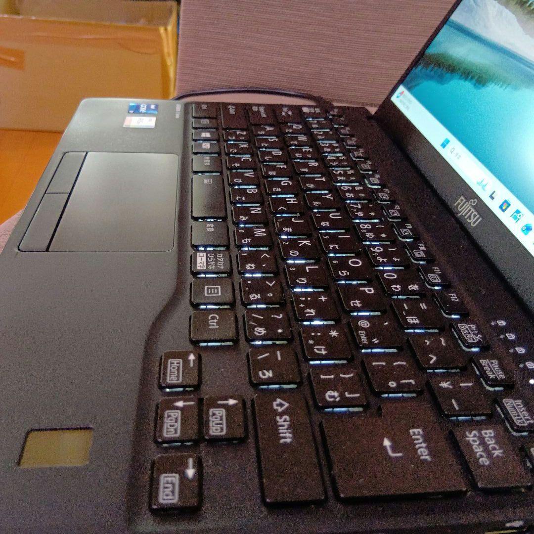 B① 富士通　ＦＭＶＵ34011U　 9311/F