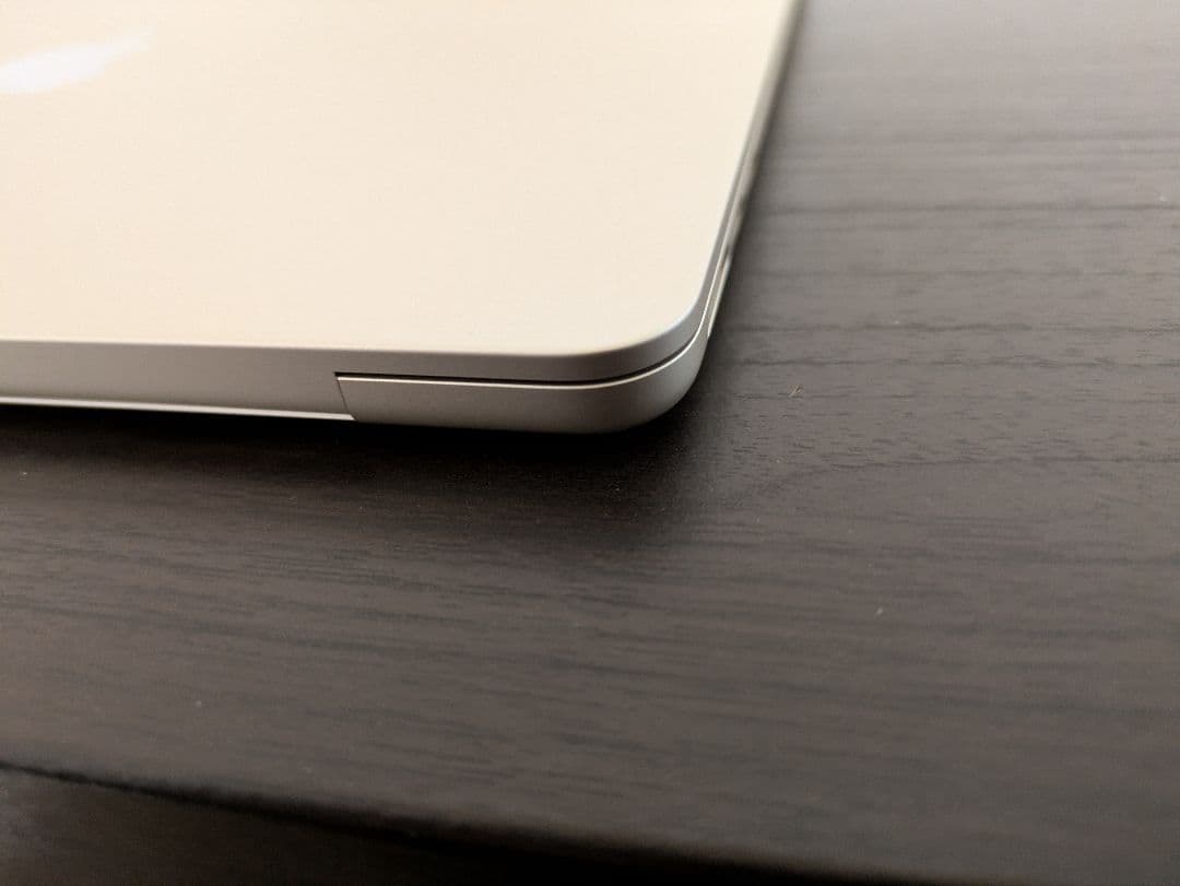 MacBook Air(M3チップ,13インチ,24GBメモリ,スターライト)