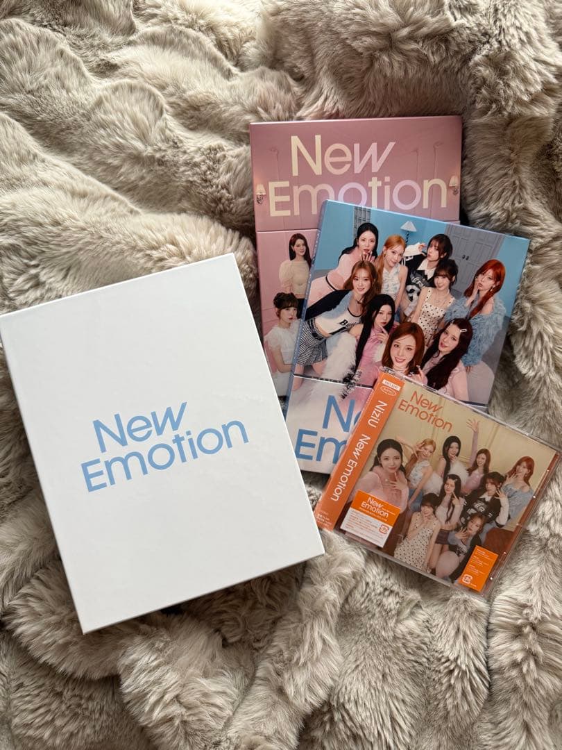 NiziU 3rdアルバム NEW EMOTION 3形態