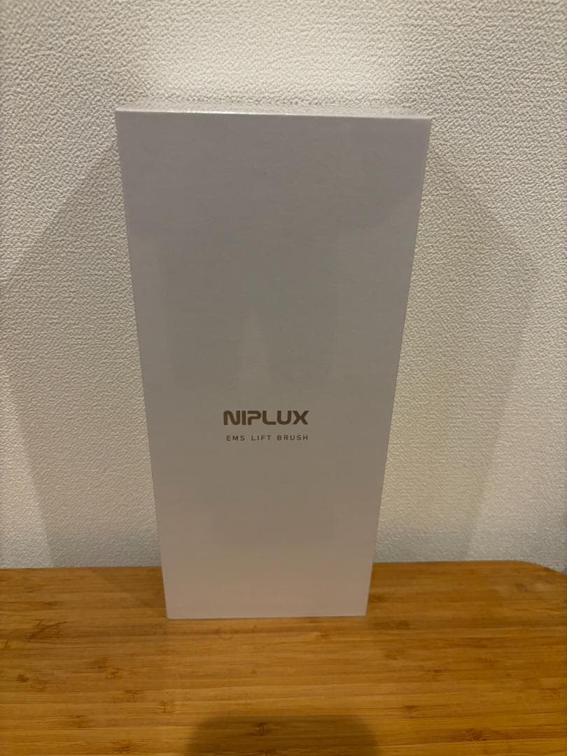 NIPLUX EMS LIFT BRUSH 新品　未使用　未開封