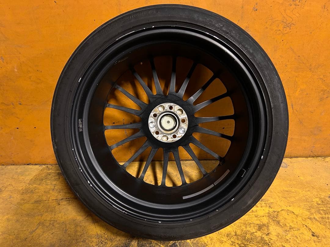 TWS 19インチ 225/40R19 ブリヂストン REGNO レグノ