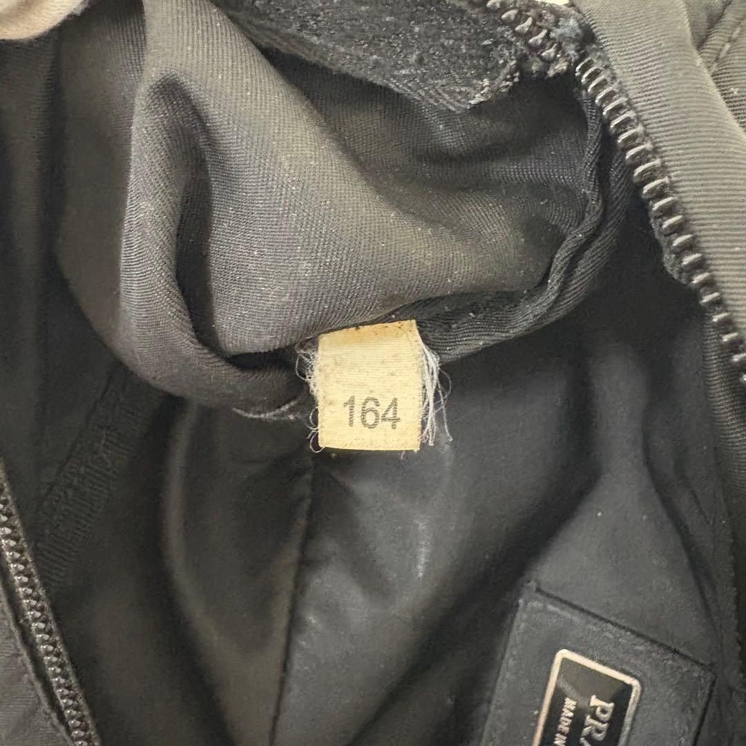 PRADA プラダ ボディバッグ ウエストバッグ 三角ロゴ ナイロン ブラック