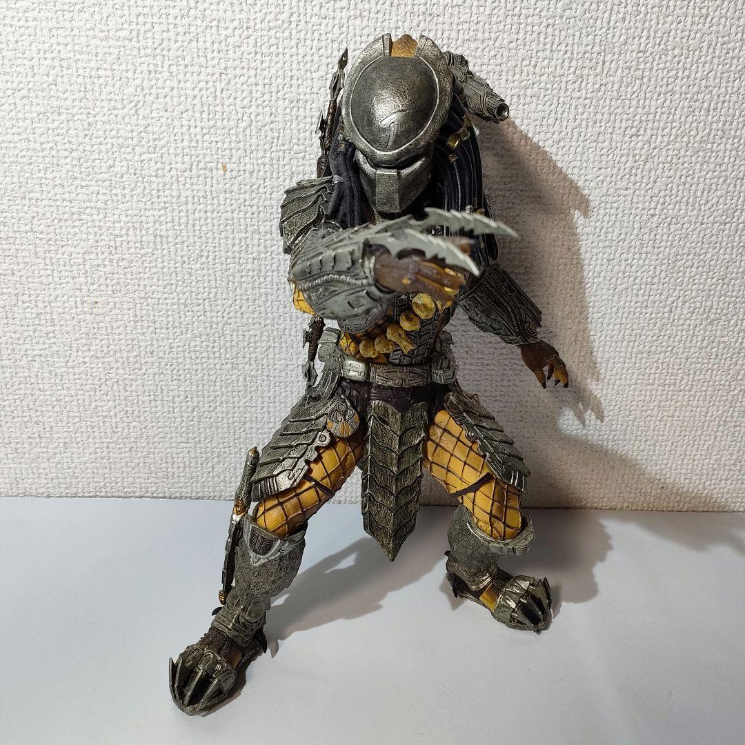 ☆　プレデターフィギア　エイリアンVSプレデター　リアルフィギュア　☆