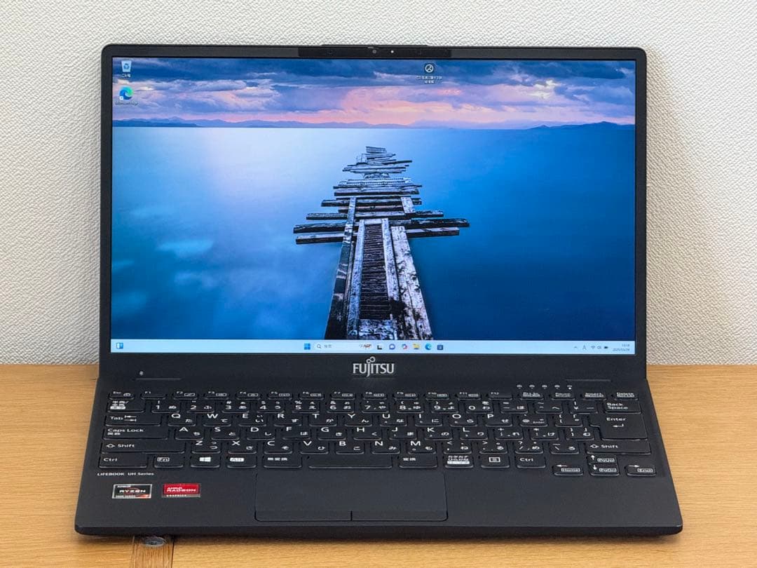Windowsノート本体 Fujitsu LIFEBOOK UH75/H3 Ryzen7/16GB/512