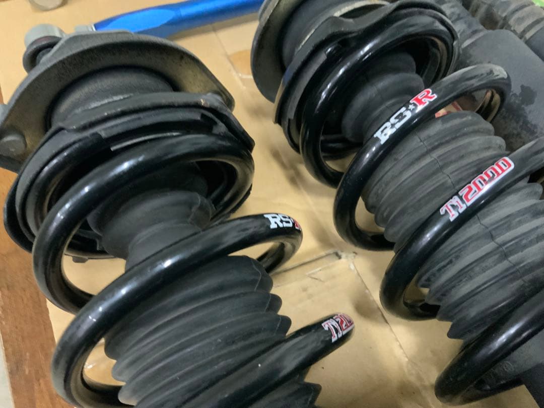 LA600S. FR純正ダンパー＆RSR（Ti2000）ハーフダウンサス