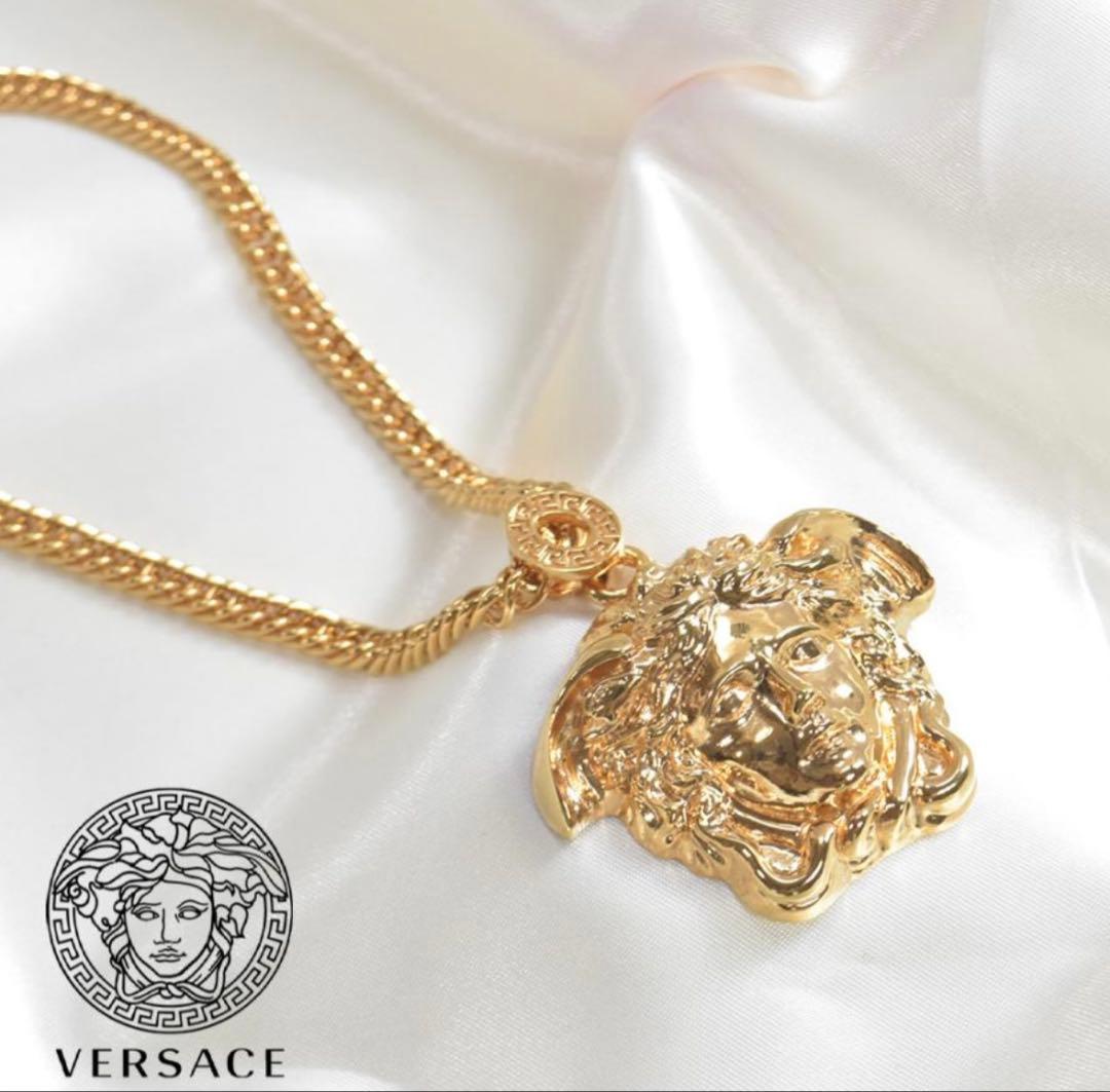 VERSACE 大ぶり メデューサ ネックレス ゴールド 1008766