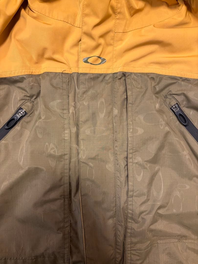 00’ Oakley マウンテンパーカー