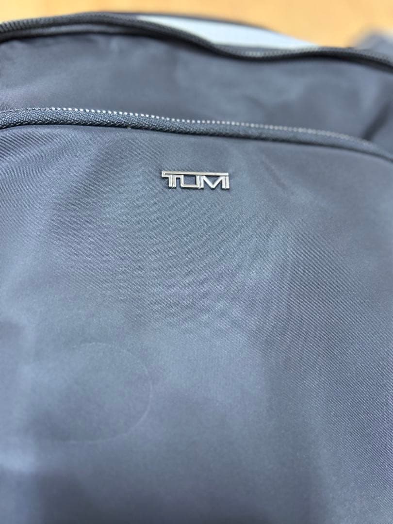 TUMI ブラック セリーナリュック196600DGM