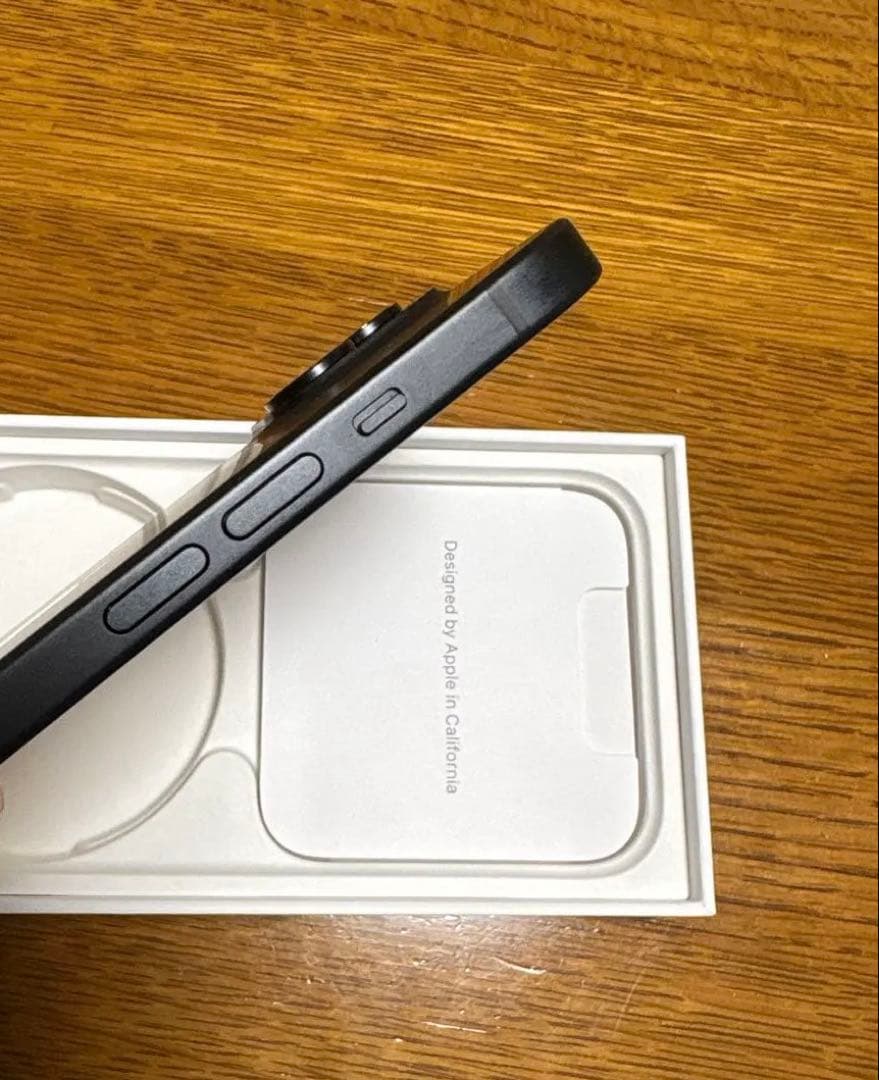 iPhone15本体 バッテリー状態91%