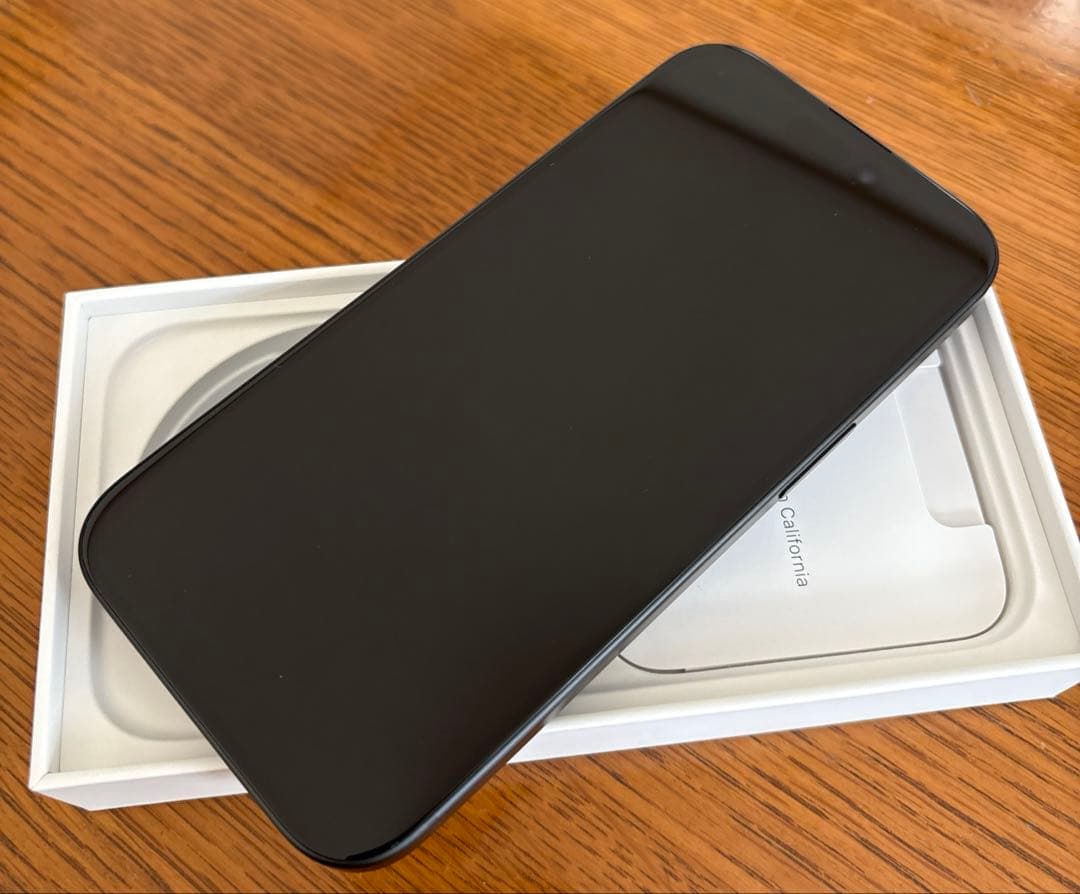 iPhone15本体 バッテリー状態91%