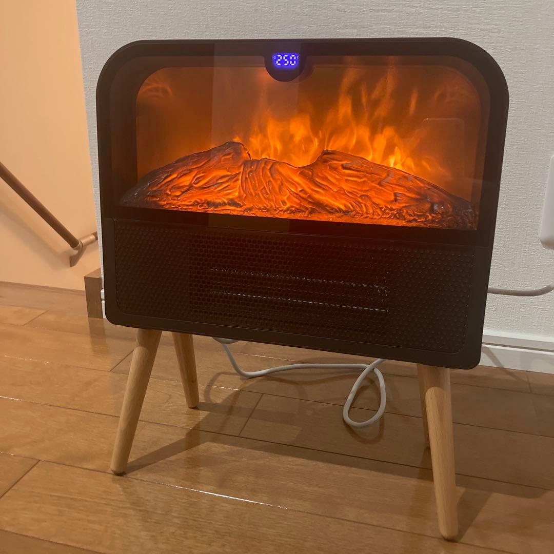 送料込み 匿名配送 ファンヒーター セラミック 暖炉 北欧 暖房 足元