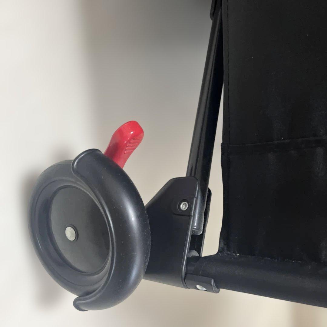 美品　カトージ　ベビーベッド　おしゃれ