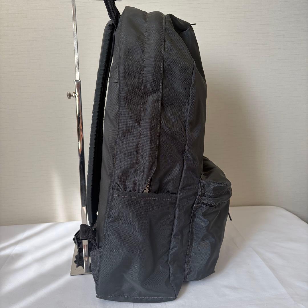 スタンダードサプライ ララビギン　デイリーデイパック　チャコールグレー