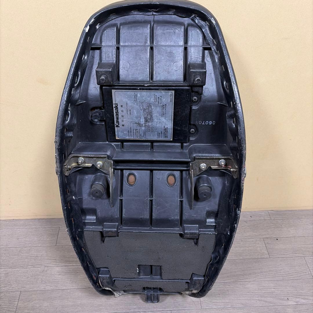 ゼファー400 純正バイク シート 黒 ゼファー400シート ZEPHYR