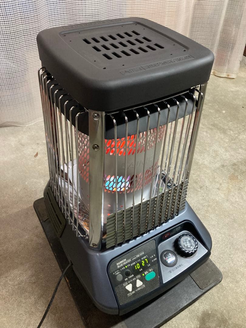 ［送料無料‼］業務用ストーブ　ダイニチ ブルーヒーター FM-101N ㉘