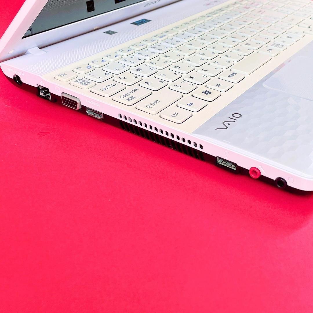 大人気❣️VAIOノートパソコン✨️おしゃれ白Windows11快適SSDカメラ付き
