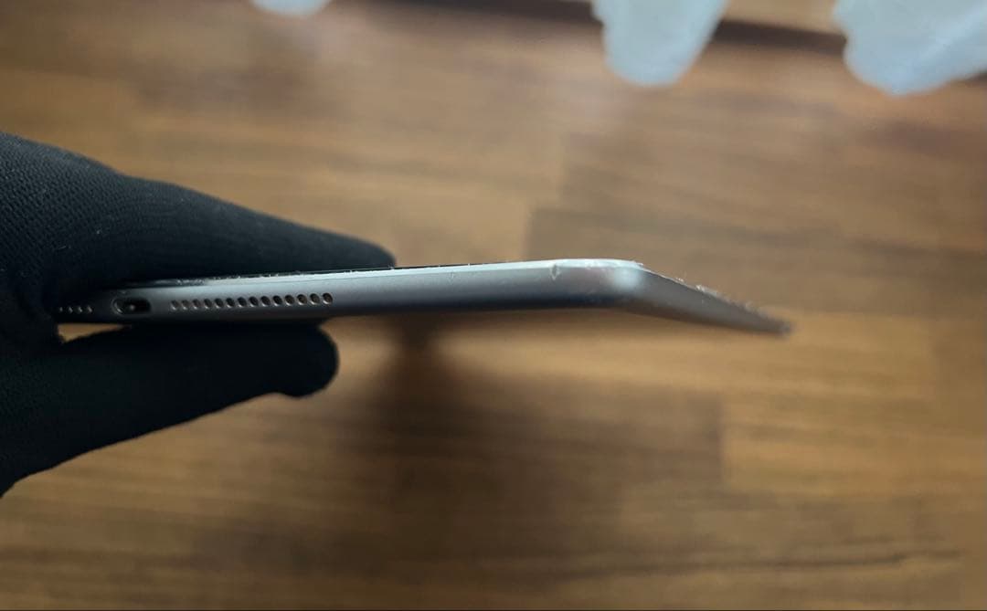 [しんちゃん]2台セット iPad air2 16G+iPad mini5