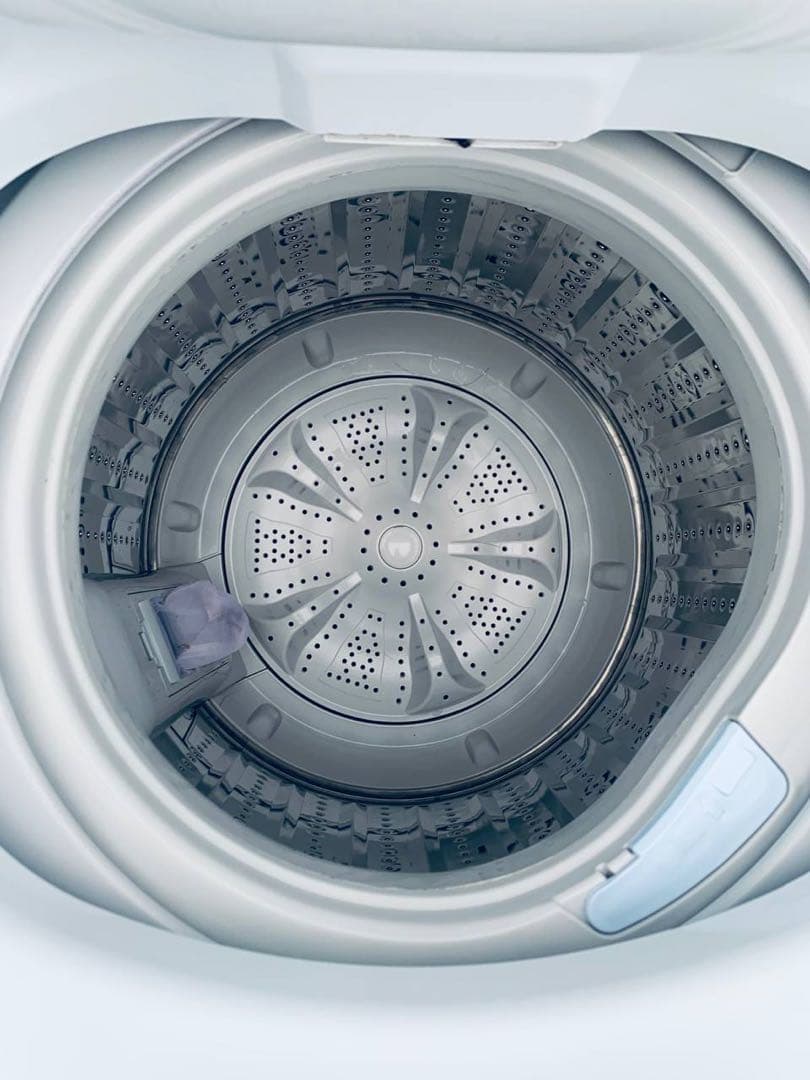 送料設置無料　SHARP ノンフロン冷凍冷蔵庫　SJ-D14F-S