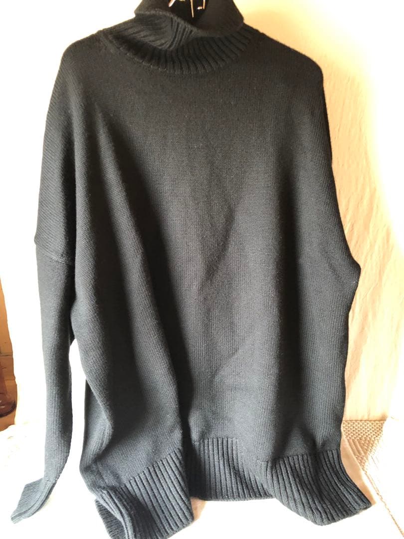 CINOH オーバーサイズ ハイネックニット ブラック