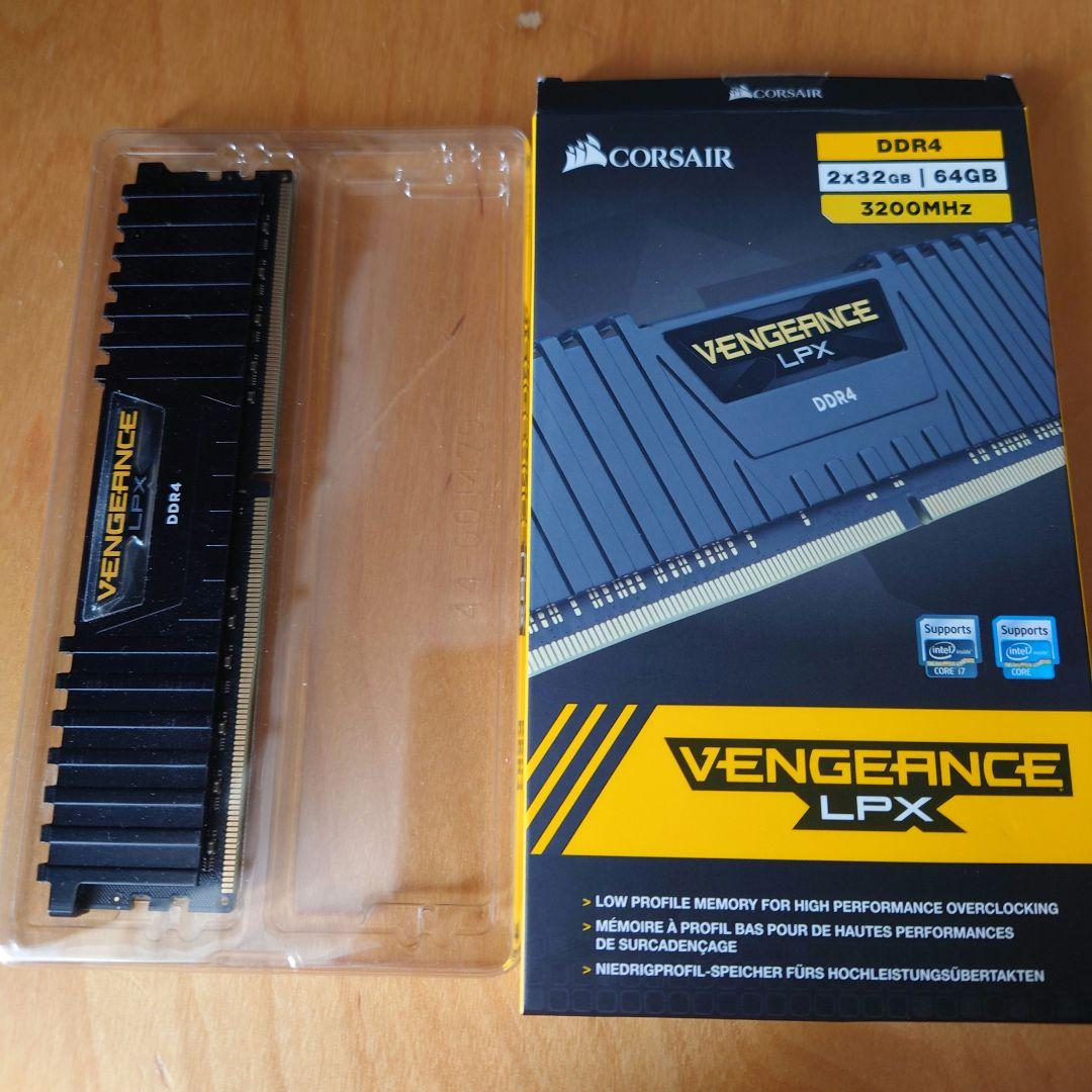 送料無料VENGEANCE LPX (1 x 32GB) DDR4 DRAM