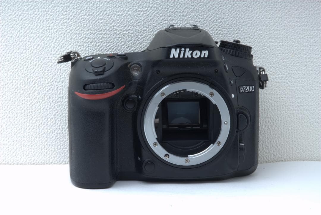 【 美品】Nikon ニコン D7200 Nikon DX 18-140mm