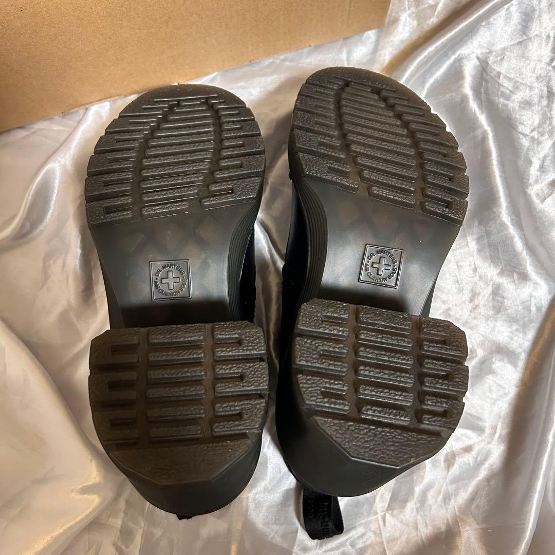 Dr.Martens EVIEE TECH MONO メリージェーン シューズ